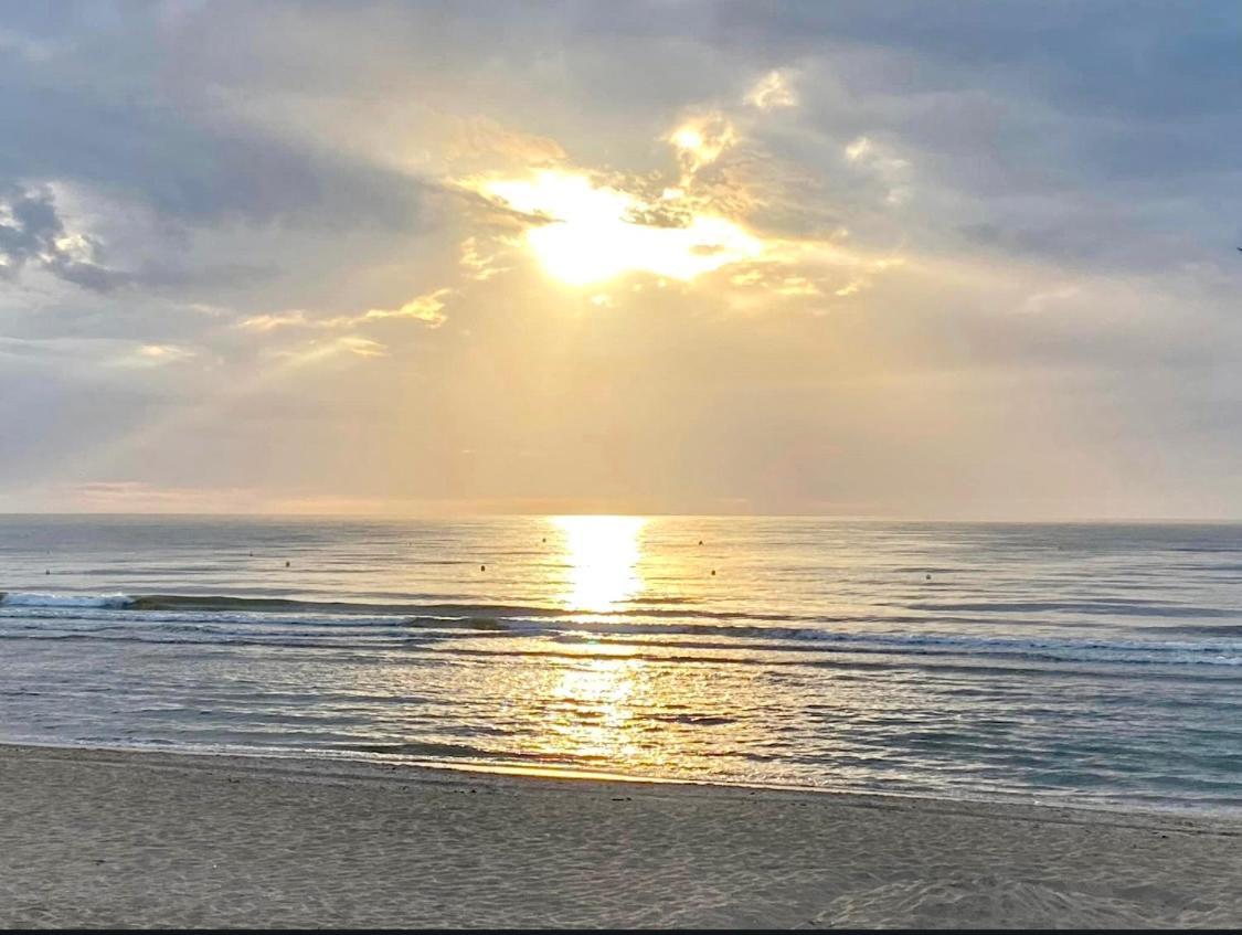 Lesparisnormands - Magnifique Vue Mer - Centre Et Plage Villers-sur-Mer Dış mekan fotoğraf